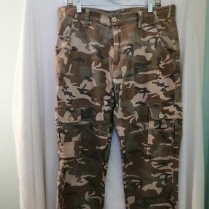 Men's Red Snap Camouflage Tactical Cargo Pants Slim Fit, W36 X L32, Pre-Owned
